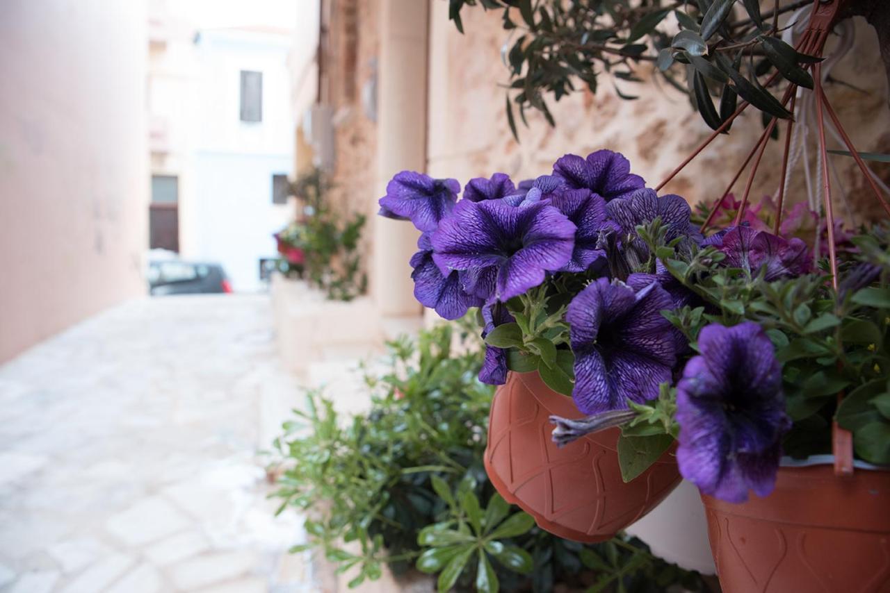 Edward Luxury Suites Chania  Ngoại thất bức ảnh