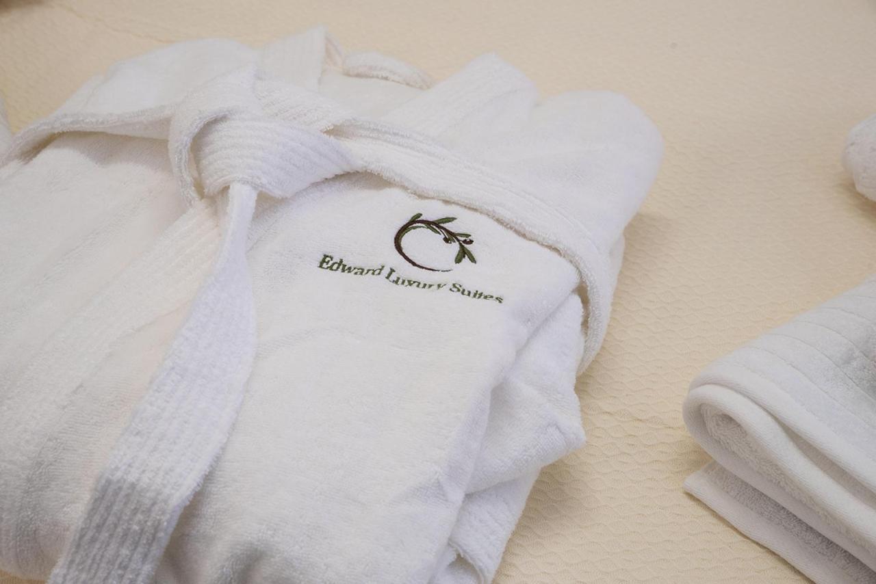 Edward Luxury Suites Chania  Ngoại thất bức ảnh